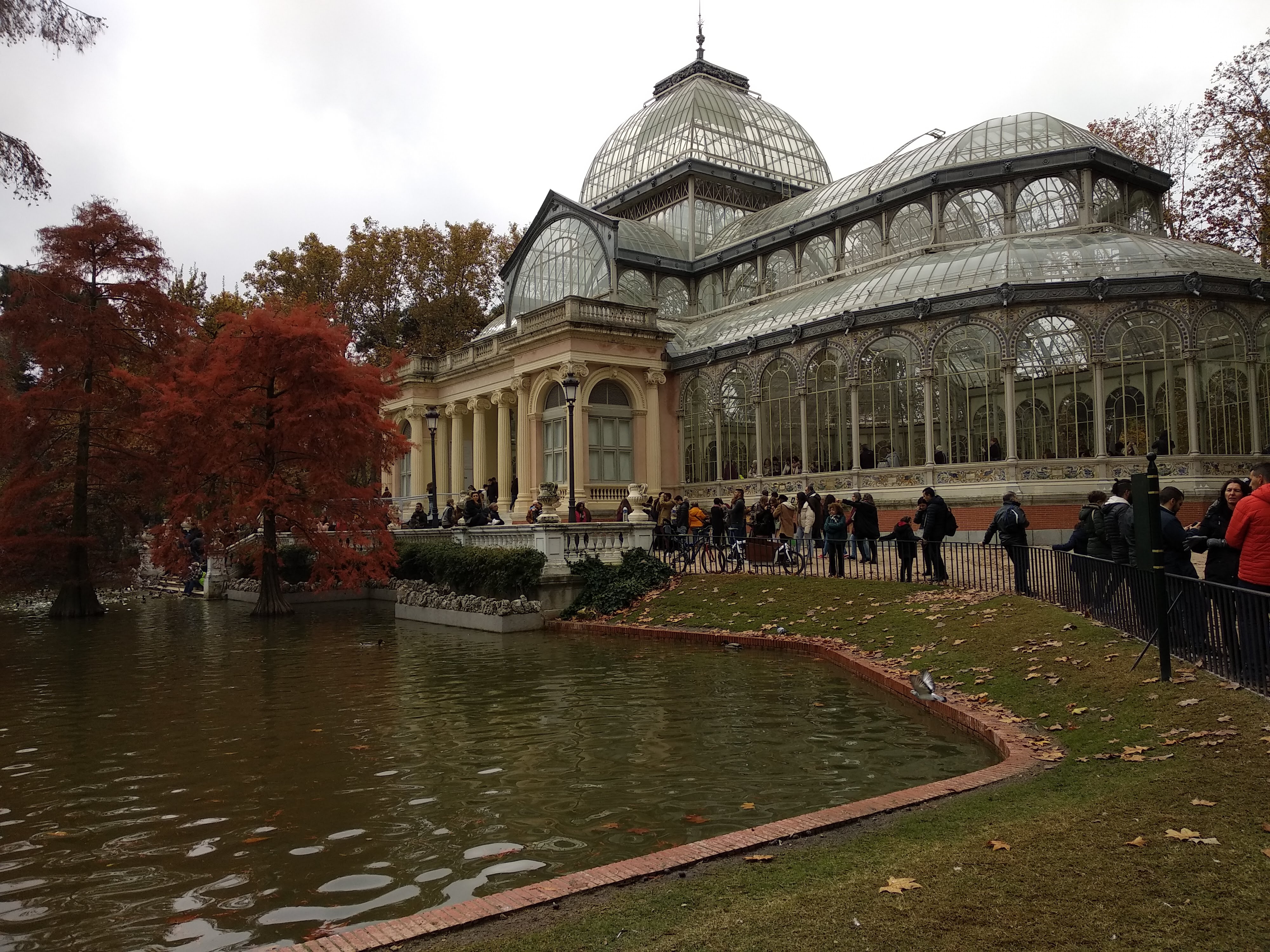 Parque del Retiro: from royal flight of fancy to public park